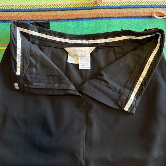 MaxMara Tailored Wool & Silk Midi Skirt in Black size 8 - Picture 7 of 10